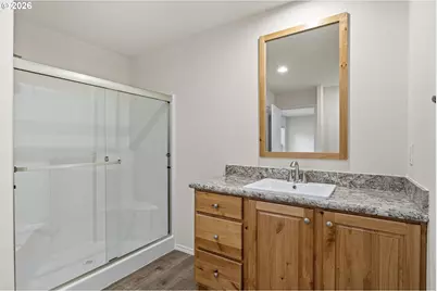 675 N 16th St, Cottage Grove, OR 97424 - Photo 23