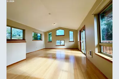 277 N Dolphin St, Rockaway Beach, OR 97136 - Photo 17