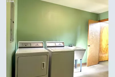 277 N Dolphin St, Rockaway Beach, OR 97136 - Photo 19