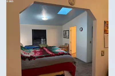 530 Shorepines Ct, Coos Bay, OR 97420 - Photo 15