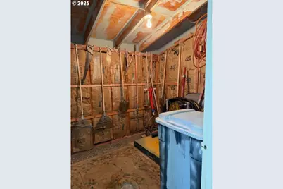 530 Shorepines Ct, Coos Bay, OR 97420 - Photo 5