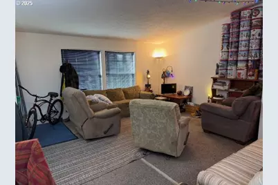 530 Shorepines Ct, Coos Bay, OR 97420 - Photo 7