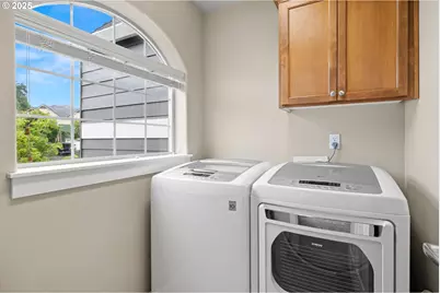 13243 SE Buford Ct, Portland, OR 97236 - Photo 21