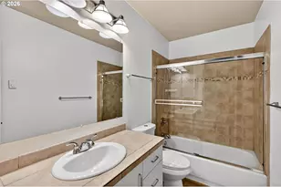 410 NW Uptown Terrace, Portland, OR 97210 - Photo 27