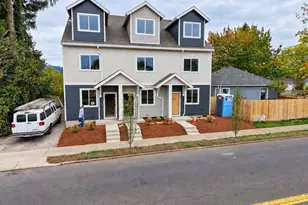 9144 SE Alder St, Portland, OR 97216 - Photo 3
