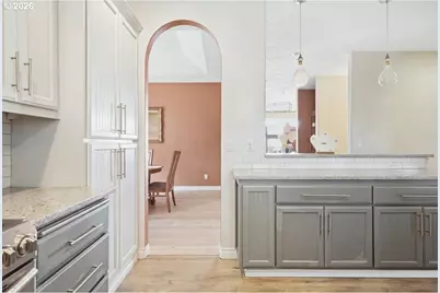 2408 SW Oakwood Dr, Dallas, OR 97338 - Photo 9