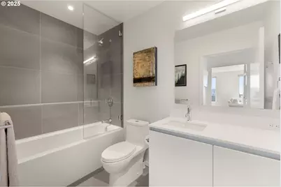 1150 NW Quimby St #1802, Portland, OR 97209 - Photo 13