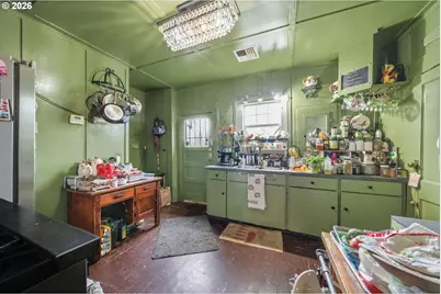 5716 SE 104th Ave, Portland, OR 97266 - Photo 7