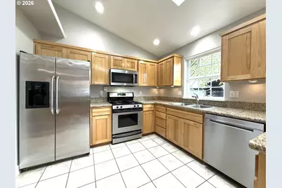 2725 Mallory Ln, Eugene, OR 97401 - Photo 15