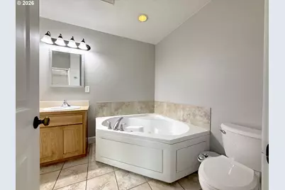2725 Mallory Ln, Eugene, OR 97401 - Photo 25