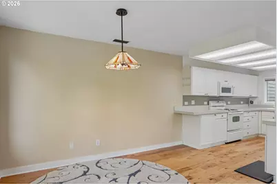 17019 SW Versailles Ln, Portland, OR 97224 - Photo 7