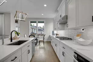 11808 NW Weaver Ln, Portland, OR 97229 - Photo 13