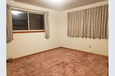 813 Couch Ave, Wallowa, OR 97885 - Photo 15