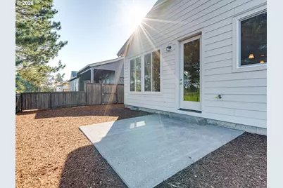 3244 Nightingale Dr, Woodburn, OR 97071 - Photo 35