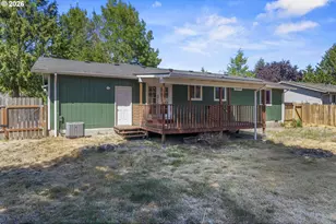 513 SW Diane St, Castle Rock, WA 98611 - Photo 17