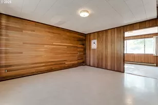 1345 Oak Dr, Eugene, OR 97404 - Photo 35