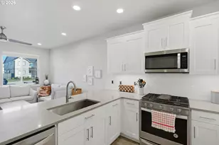 4175 SE Century Blvd, Hillsboro, OR 97123 - Photo 13