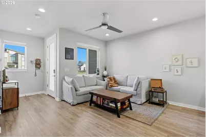 4175 SE Century Blvd, Hillsboro, OR 97123 - Photo 9