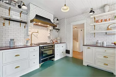 1767 SW Prospect Dr, Portland, OR 97201 - Photo 7