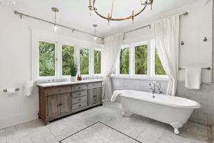 1767 SW Prospect Dr, Portland, OR 97201 - Photo 17