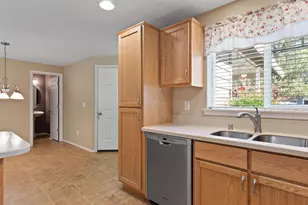 608 SE 15th Ave, Battle Ground, WA 98604 - Photo 11