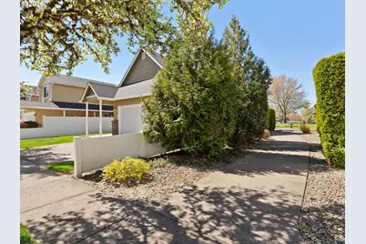 608 SE 15th Ave, Battle Ground, WA 98604 - Photo 3