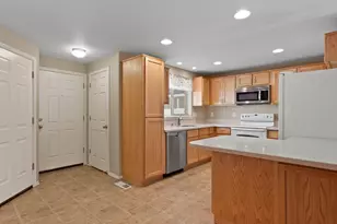 608 SE 15th Ave, Battle Ground, WA 98604 - Photo 7