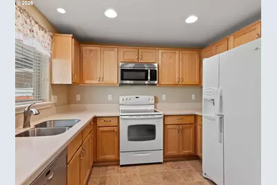 608 SE 15th Ave, Battle Ground, WA 98604 - Photo 11