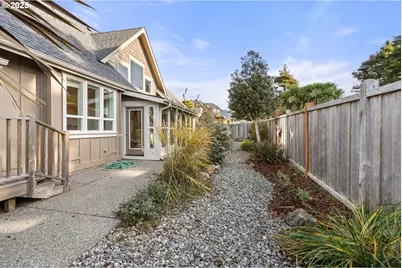 7208 Edge Cliff Dr, Brookings, OR 97415 - Photo 43