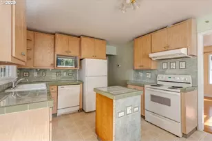 4101 NE Terrace Dr, Newberg, OR 97132 - Photo 13