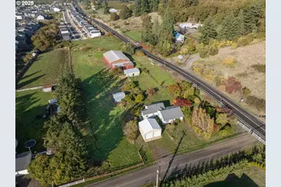 4101 NE Terrace Dr, Newberg, OR 97132 - Photo 5