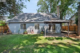 3302 NE Olympic St, Hillsboro, OR 97124 - Photo 33