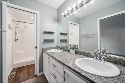3302 NE Olympic St, Hillsboro, OR 97124 - Photo 21