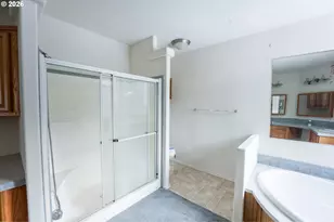 68954 E Cedar Hill Loop, Welches, OR 97067 - Photo 11