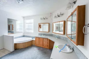 68954 E Cedar Hill Loop, Welches, OR 97067 - Photo 9