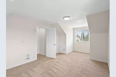 138 NE 109th Ave, Portland, OR 97220 - Photo 31