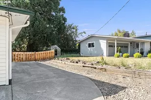 1325 NW 92nd Ave, Portland, OR 97229 - Photo 25