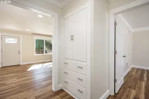 950 Coburg Rd, Eugene, OR 97401 - Photo 11