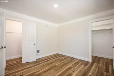 950 Coburg Rd, Eugene, OR 97401 - Photo 15