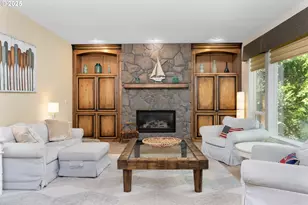 17677 Westview Dr, Lake Oswego, OR 97034 - Photo 3