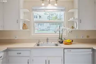 2031 Olive St, Eugene, OR 97405 - Photo 7