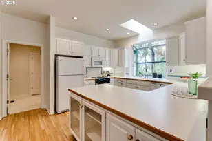 2572 W 28th Ave, Eugene, OR 97405 - Photo 11