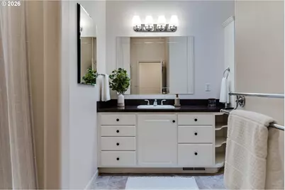 2572 W 28th Ave, Eugene, OR 97405 - Photo 23