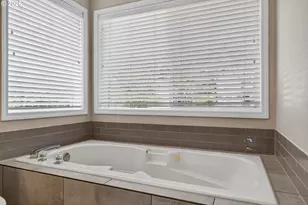 7860 SW Gearhart Dr, Beaverton, OR 97007 - Photo 27
