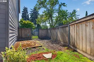 7860 SW Gearhart Dr, Beaverton, OR 97007 - Photo 47