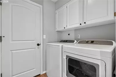 7860 SW Gearhart Dr, Beaverton, OR 97007 - Photo 41