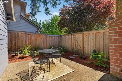 7860 SW Gearhart Dr, Beaverton, OR 97007 - Photo 45