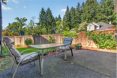 7860 SW Gearhart Dr, Beaverton, OR 97007 - Photo 37