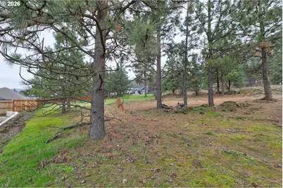 2425 W 15th St #34, The Dalles, OR 97058 - Photo 5