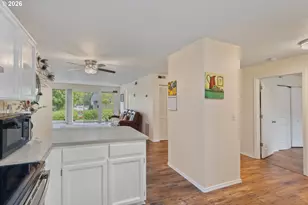 815 Pine St, Rogue River, OR 97537 - Photo 3